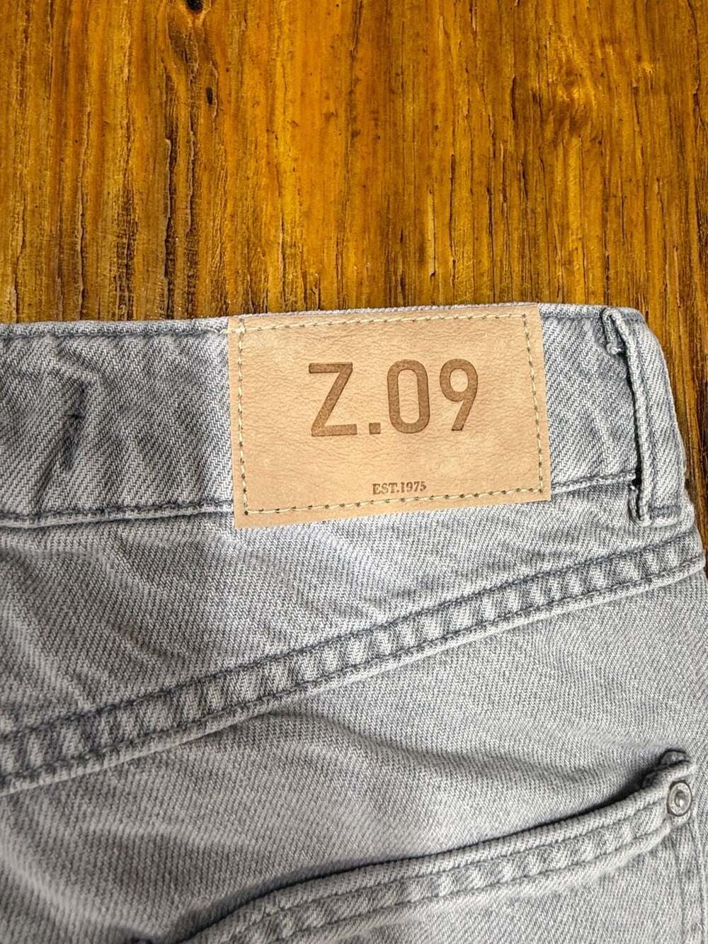 Zara Straight Fit Jeans Size 2 Grey Denim Raw Hem - Picture 10 of 11